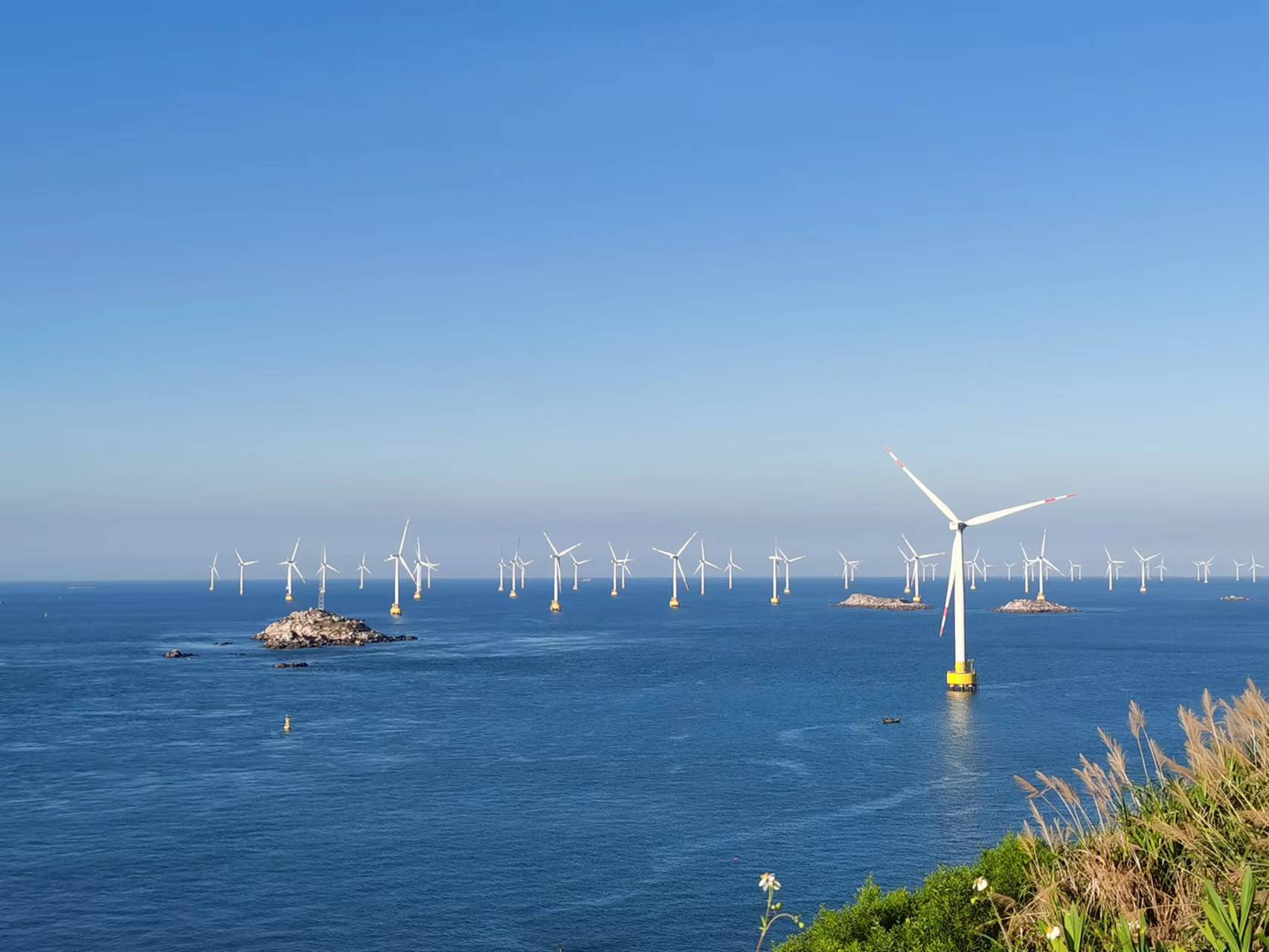 成功中標(biāo)“華潤電力連江外海70萬千瓦海上風(fēng)電場項(xiàng)目海域使用論證與環(huán)境影響評(píng)價(jià)、海洋水文觀測及海纜桌面路由技術(shù)服務(wù)”.jpg